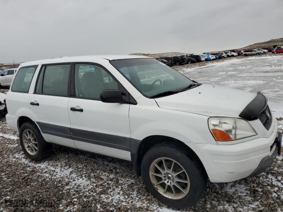 2004 Honda Pilot LX with VIN 2HKYF18144H558186, listed as a Copart auction lot 45425235 with 203,350 mi miles and Clean Title. Bid and sale history available at carsss.com. Image 4.