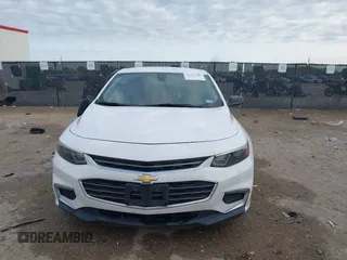 2016 Chevrolet Malibu LS z VIN 1G1ZB5ST6GF303726, wystawiony jako IAAI lot #41914748 z przebiegiem 159 416 mil mil oraz . Historia ofert i sprzedaży dostępna na DreamBid. Obrazek 11.