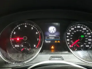 2018 Volkswagen Atlas SE z VIN 1V2LR2CA0JC507272, wystawiony jako Copart lot #53871775 z przebiegiem 108 197 mil mil oraz Szkoda całkowita • Salvage title. Historia ofert i sprzedaży dostępna na DreamBid. Obrazek 9.