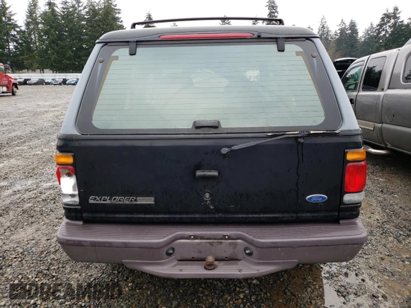 1995 Ford Explorer z VIN 1FMCU24X8SUA09153, wystawiony jako Copart lot #87551015 z przebiegiem 143 069 mil mil oraz Szkoda całkowita • Salvage title. Historia ofert i sprzedaży dostępna na DreamBid. Obrazek 6.
