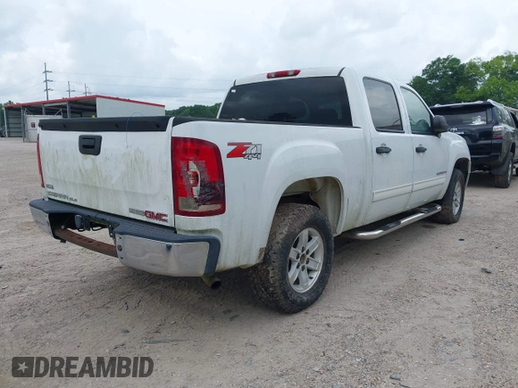 2008 GMC Sierra 1500 Work Truck z VIN 2GTEK133981178274, wystawiony jako IAAI lot #42146222 z przebiegiem 246 353 mil mil oraz . Historia ofert i sprzedaży dostępna na DreamBid. Obrazek 4.