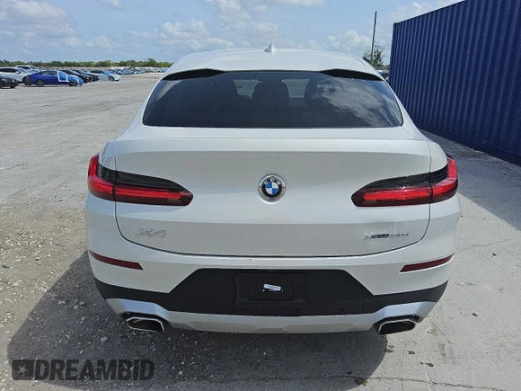 2024 BMW X4 xDrive30i z VIN 5UX33DT07R9X23990, wystawiony jako Copart lot #57439675 z przebiegiem 15 374 mil mil oraz Czysty tytuł • Clean title. Historia ofert i sprzedaży dostępna na DreamBid. Obrazek 6.