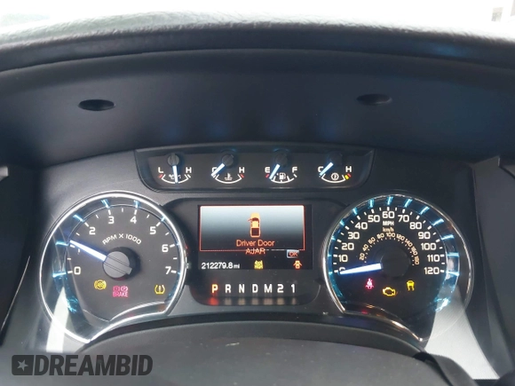 2011 Ford F-150 XL with VIN 1FTFW1EF0BFA37402, listed as a IAAI auction lot 41622872 with 212,279 mi miles. Bid and sale history available at carsss.com. Image 7.