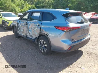 2023 Toyota Highlander L with VIN 5TDKDRAH7PS038449, listed as a IAAI auction lot 42298596 with 112,275 mi miles and . Bid and sale history available at DreamBid. Image 3.