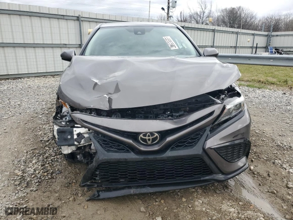 2021 Toyota Camry SE Nightshade with VIN 4T1G11AK7MU554146, listed as a Copart auction lot 47396955 with 126,438 mi miles and Clean Title. Bid and sale history available at carsss.com. Image 5.