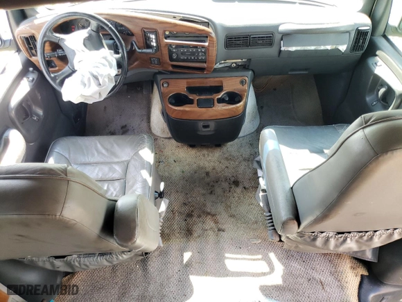 2002 Chevrolet Express Van with VIN 1GBFG15R521239354, listed as a Copart auction lot 72501904 with NaN miles and Salvage Title. Bid and sale history available at carsss.com. Image 8.