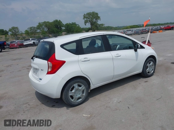 2015 Nissan Note SV with VIN 3N1CE2CPXFL402741, listed as a IAAI auction lot 42488550 with 157,733 mi miles and . Bid and sale history available at DreamBid. Image 4.