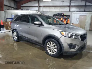 2016 Kia Sorento LX with VIN 5XYPG4A36GG186464, listed as a Copart auction lot 50927305 with 268,846 mi miles and Salvage Title. Bid and sale history available at carsss.com. Image 4.