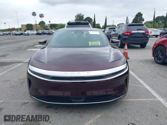 2023 Lucid Air Pure z VIN 50EA1PFA4PA006331, wystawiony jako IAAI lot #42213426 z przebiegiem 13 287 mil mil oraz . Historia ofert i sprzedaży dostępna na DreamBid. Obrazek 12.