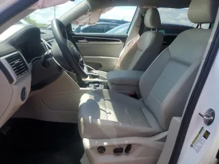 2023 Volkswagen Atlas SE с VIN 1V2HR2CA6PC534636, выставлен на аукционе Copart как лот 57230195 с пробегом 21 961 миль миль и Списание • Salvage title. История ставок и продаж доступна на DreamBid. Изображение 7.