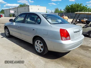 2006 Hyundai Elantra GLS z VIN KMHDN46D96U365570, wystawiony jako IAAI lot #42342350 z przebiegiem 29 365 mil mil oraz . Historia ofert i sprzedaży dostępna na DreamBid. Obrazek 3.