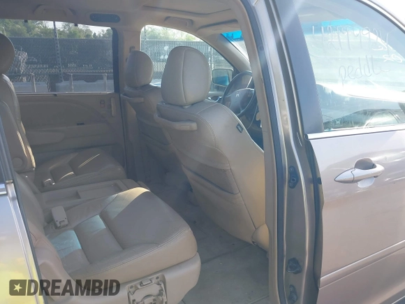 2006 Honda Odyssey EX-L with VIN 5FNRL38656B414992, listed as a IAAI auction lot 42179924 with 298,440 mi miles. Bid and sale history available at carsss.com. Image 8.