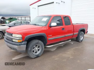 2000 Chevrolet Silverado 1500 LT with VIN 1GCEK19T8YE149256, listed as a IAAI auction lot 42170413 with 239,599 mi miles and . Bid and sale history available at DreamBid. Image 2.