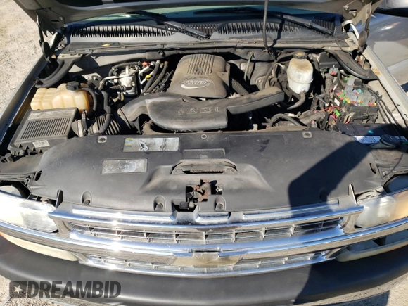 2005 Chevrolet Suburban LT with VIN 3GNEC16Z75G241623, listed as a Copart auction lot 77765474 with 200,659 mi miles and Salvage Title. Bid and sale history available at carsss.com. Image 14.