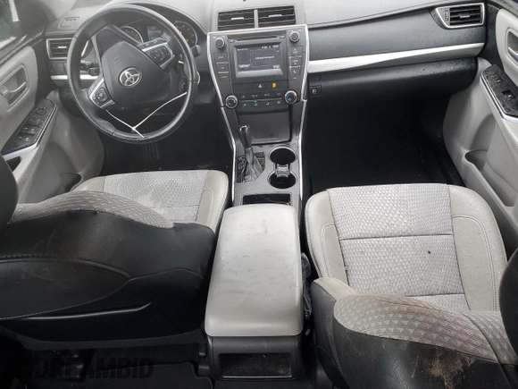 2015 Toyota Camry XLE z VIN 4T1BF1FK1FU048013, wystawiony jako Copart lot #57527325 z przebiegiem 200 428 mil mil oraz Szkoda całkowita • Salvage title. Historia ofert i sprzedaży dostępna na DreamBid. Obrazek 8.