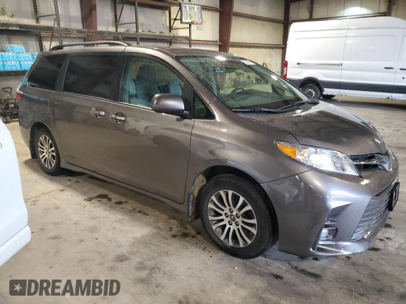 2018 Toyota Sienna XLE Auto Access Seat with VIN 5TDYZ3DC7JS954919, listed as a Copart auction lot 56974515 with 83,821 mi miles and Salvage title. Bid and sale history available at DreamBid. Image 4.