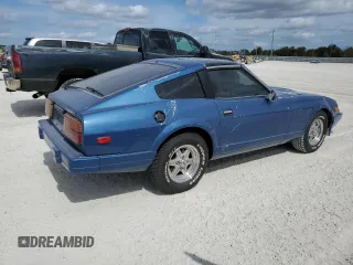 1982 Datsun 280ZX z VIN JN1HZ04S5CX457910, wystawiony jako Copart lot #77132604 z przebiegiem 261 383 mil mil oraz Szkody całkowita. Historia ofert i sprzedaży dostępna na DreamBid. Obrazek 3.