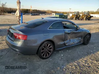 2016 Audi A5 Premium z VIN WAUD2AFR7GA011828, wystawiony jako Copart lot #87955625 z przebiegiem 84 413 mil mil oraz Czysty tytuł • Clean title. Historia ofert i sprzedaży dostępna na DreamBid. Obrazek 3.