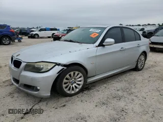 2009 BMW 3 Series 328i with VIN WBAPH77549NL82659, listed as a Copart auction lot 45563345 with 0 mi miles and Clean Title. Bid and sale history available at carsss.com. Image 1.