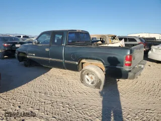 1995 Dodge Ram 1500 with VIN 3B7HC13Z7SG702843, listed as a Copart auction lot 78088354 with 246,954 mi miles and Clean Title. Bid and sale history available at carsss.com. Image 2.