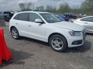 2017 Audi Q5 Premium Plus z VIN WA1L2AFP3HA006778, wystawiony jako IAAI lot #42198412 z przebiegiem 187 124 mil mil oraz . Historia ofert i sprzedaży dostępna na DreamBid. Obrazek 1.