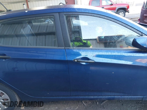 2015 Hyundai Accent GS with VIN KMHCT5AE6FU209512, listed as a IAAI auction lot 41876988 with 111,378 mi miles. Bid and sale history available at carsss.com. Image 13.