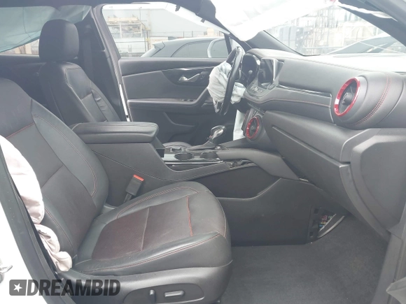 2019 Chevrolet Blazer RS z VIN 3GNKBERS8KS647477, wystawiony jako IAAI lot #42035058 z przebiegiem 81 205 mil mil oraz . Historia ofert i sprzedaży dostępna na DreamBid. Obrazek 5.