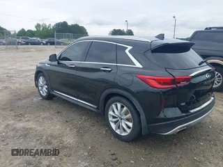 2019 Infiniti QX50 Essential с VIN 3PCAJ5M33KF107986, выставлен на аукционе IAAI как лот 42377270 с пробегом 102 517 миль миль и . История ставок и продаж доступна на DreamBid. Изображение 3.