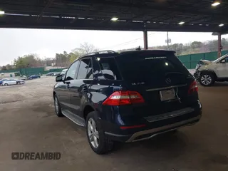 2014 Mercedes-Benz M 350 with VIN 4JGDA5HB0EA399894, listed as a IAAI auction lot 42040960 with 189,714 mi miles and . Bid and sale history available at carsss.com. Image 3.
