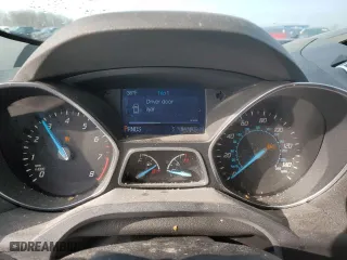 2014 Ford Escape SE with VIN 1FMCU0GXXEUB27693, listed as a Copart auction lot 46905515 with 47,609 mi miles and Clean Title. Bid and sale history available at carsss.com. Image 9.