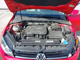 2017 Volkswagen Golf S z VIN 3VWC17AU0HM506857, wystawiony jako IAAI lot #41765913 z przebiegiem 88 783 mil mil oraz . Historia ofert i sprzedaży dostępna na DreamBid. Obrazek 10.