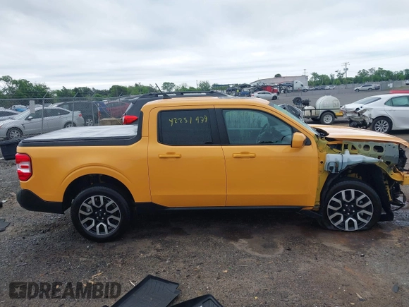 2023 Ford Maverick XL z VIN 3FTTW8E3XPRA65302, wystawiony jako IAAI lot #42251974 z przebiegiem 23 099 mil mil oraz . Historia ofert i sprzedaży dostępna na DreamBid. Obrazek 14.