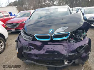2017 BMW i3 with VIN WBY1Z8C55HV551697, listed as a IAAI auction lot 41534229 with 1 mi miles. Bid and sale history available at carsss.com. Image 12.