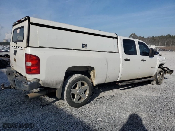 2013 Chevrolet Silverado 2500HD Work Truck with VIN 1GC1CVC85DF188799, listed as a Copart auction lot 83419744 with 354,208 mi miles and Salvage Title. Bid and sale history available at carsss.com. Image 3.