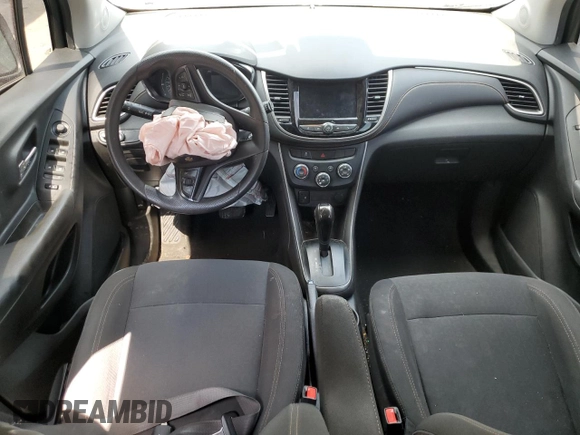 2020 Chevrolet Trax LS with VIN 3GNCJKSB3LL119230, listed as a Copart auction lot 53852445 with 186,619 mi miles and Salvage title. Bid and sale history available at DreamBid. Image 8.