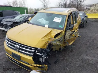 2018 Volkswagen Atlas 3.6L V6 SEL with VIN 1V2RR2CA0JC557938, listed as a IAAI auction lot 41964285 with 53,991 mi miles. Bid and sale history available at carsss.com. Image 17.
