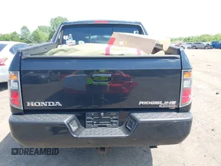 2008 Honda Ridgeline RTL z VIN 2HJYK16508H535399, wystawiony jako IAAI lot #42298407 z przebiegiem 188 820 mil mil oraz . Historia ofert i sprzedaży dostępna na DreamBid. Obrazek 16.