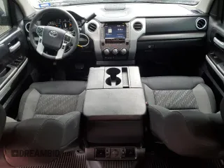 2020 Toyota Tundra 2WD SR5 with VIN 5TFEY5F12LX269205, listed as a Copart auction lot 79230534 with 86,328 mi miles and Clean Title. Bid and sale history available at carsss.com. Image 8.