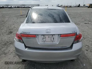 2011 Honda Accord EX-L with VIN 1HGCP3F83BA029580, listed as a Copart auction lot 61879515 with 192,131 mi miles and Salvage title. Bid and sale history available at DreamBid. Image 6.