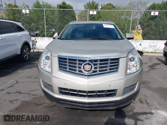 2015 Cadillac SRX Luxury Collection with VIN 3GYFNEE33FS548324, listed as a IAAI auction lot 42029979 with 70,372 mi miles. Bid and sale history available at carsss.com. Image 12.