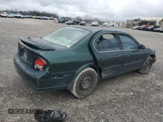 2000 Nissan Maxima GXE z VIN JN1CA31D7YT522165, wystawiony jako Copart lot #47566965 z przebiegiem 336 529 mil mil oraz Czysty tytuł • Clean title. Historia ofert i sprzedaży dostępna na DreamBid. Obrazek 3.