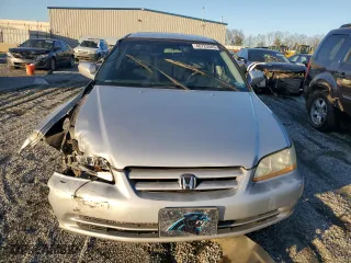2002 Honda Accord Sdn EX with VIN 1HGCG56602A155146, listed as a Copart auction lot 48723585 with 196,190 mi miles and Salvage Title. Bid and sale history available at carsss.com. Image 5.