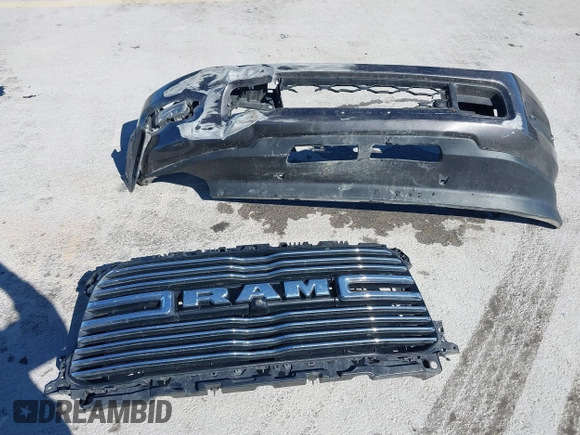 2024 Ram 2500 Laramie with VIN 3C6UR5FL0RG117504, listed as a IAAI auction lot 41728513 with 31,433 mi miles and . Bid and sale history available at DreamBid. Image 12.