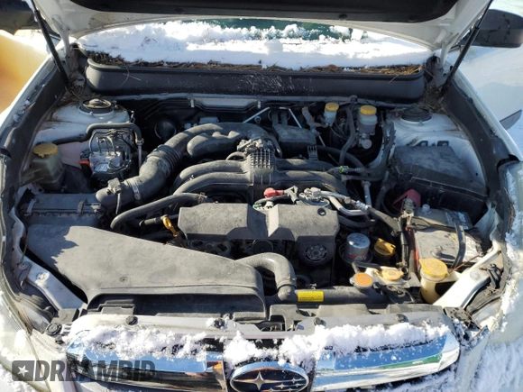 2013 Subaru Outback 2.5i z VIN 4S4BRCAC4D1225770, wystawiony jako Copart lot #88504585 z przebiegiem 131 196 mil mil oraz Czysty tytuł • Clean title. Historia ofert i sprzedaży dostępna na DreamBid. Obrazek 11.