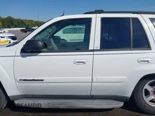 2004 Chevrolet TrailBlazer LS with VIN 1GNDT13S842389970, listed as a IAAI auction lot 40377507 with 178,488 mi miles and . Bid and sale history available at DreamBid. Image 15.