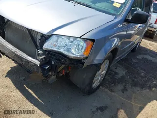 2016 Dodge Grand Caravan Canada Value Package with VIN 2C4RDGBG5GR359343, listed as a IAAI auction lot 41879392 with 108,033 mi miles. Bid and sale history available at carsss.com. Image 6.