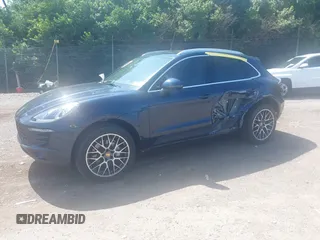 2018 Porsche Macan S with VIN WP1AB2A50JLB31206, listed as a IAAI auction lot 42539442 with 52,941 mi miles and . Bid and sale history available at DreamBid. Image 18.