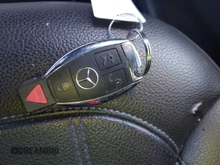 2019 Mercedes-Benz GLS 450 z VIN 4JGDF6EE8KB240066, wystawiony jako IAAI lot #41145325 z przebiegiem 40 977 mil mil oraz . Historia ofert i sprzedaży dostępna na DreamBid. Obrazek 11.