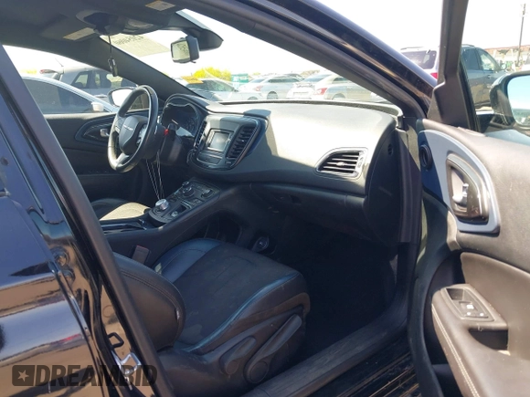 2015 Chrysler 200 S with VIN 1C3CCCBB1FN670130, listed as a IAAI auction lot 42054060 with 83,620 mi miles and . Bid and sale history available at DreamBid. Image 5.