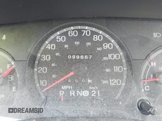 2005 Ford Crown Victoria Standard с VIN 2FAFP73W25X121741, выставлен на аукционе IAAI как лот 42059966 с пробегом 99 667 миль миль и . История ставок и продаж доступна на DreamBid. Изображение 15.